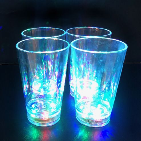 Aja hellige tragedie LED Plasik Glas 4x - Køb LED plastikkopper til næste fest her!