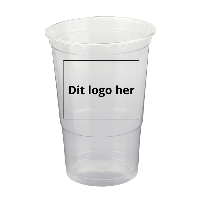 0,5 liter plastikkrus med logo 800x