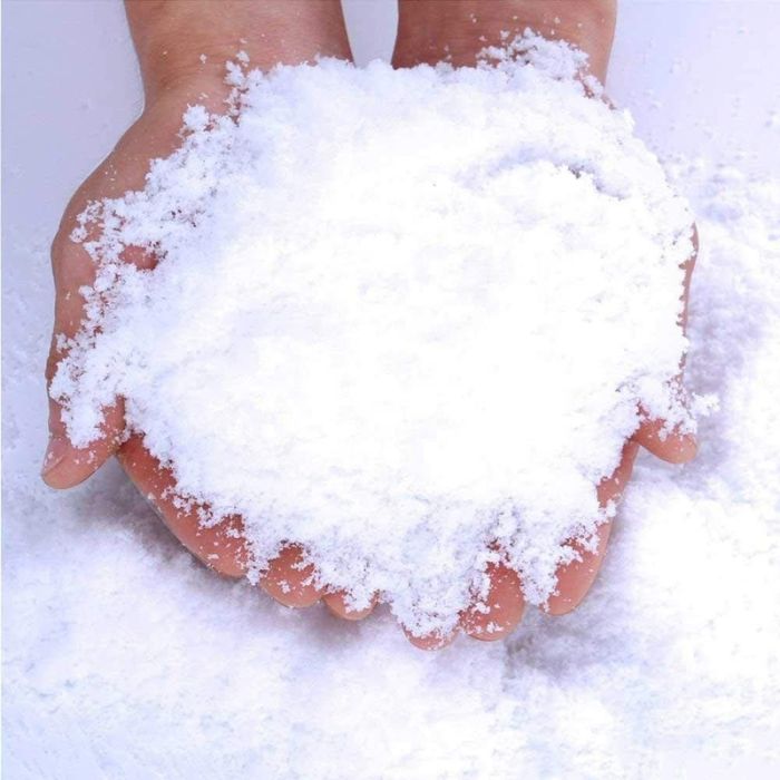 Magisk sne 100 gram - 3 liter sne fra pulver til sne