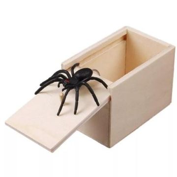 Edderkop Prank Box i trækasse