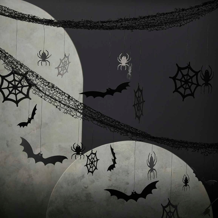 Halloween guirlande med edderkopper, spin og flagermus