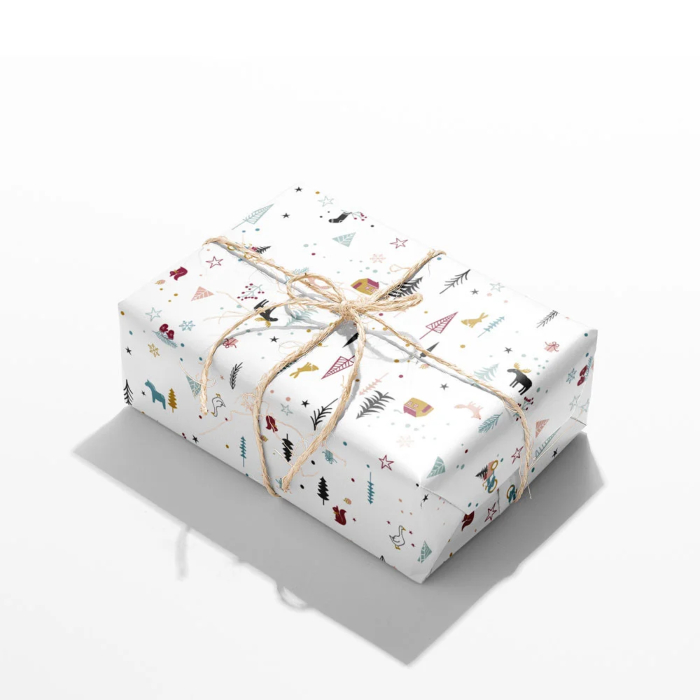 Julegavepapir i hvid med julemotiver 1000x70 cm Det Gamle Apotek